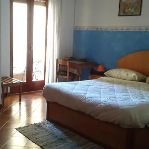  Guest house The Dolphins